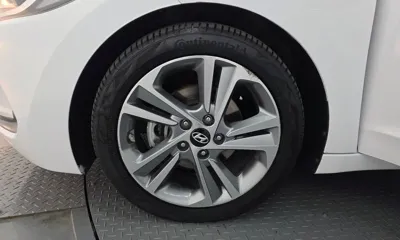 Hyundai Avante 2017, 152413 км, за 5211.73 USD