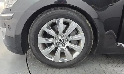 Hyundai Equus 2012, 190796 км, за 2214.98 USD