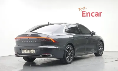 Hyundai Grandeur 2023, 41508 км, за 16482.09 USD