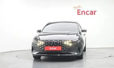Hyundai Grandeur 2023, 41508 км, за 16482.09 USD