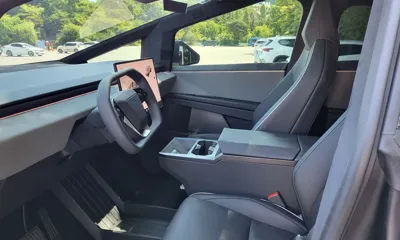 Tesla Cybertruck 2026, 1400 км, за 100977.25 USD - фото 6