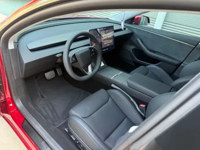 Tesla Model 3 2026, 250 км, за 37133.57 USD - фото 7