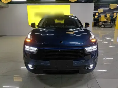 Lynk & Co 01 2020, 25000 км, за 10049.83 USD