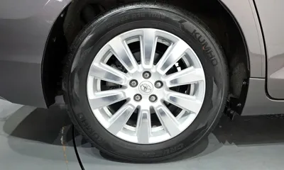 Toyota Sienna 2017, 79381 км, за 65110.35 USD