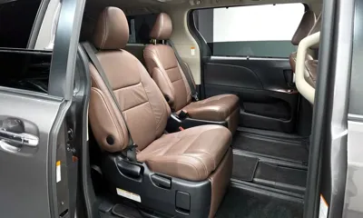 Toyota Sienna 2017, 79381 км, за 65046.9 USD - фото 11