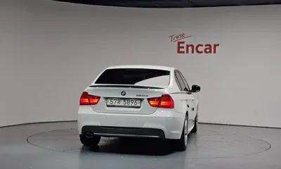 BMW 3-Series 2011, 54969 км, за 5579.62 USD
