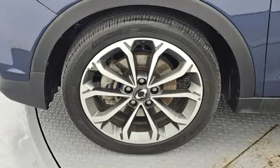 KG_Mobility_Ssangyong TIBOLI 2018, 124679 км, за 5659.65 USD