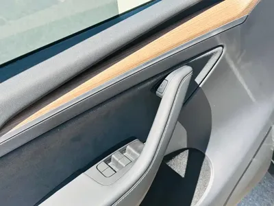 Tesla Model Y 2021, 30000 км, за 21838.75 USD - фото 10