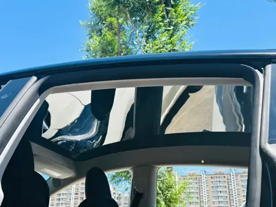 Tesla Model Y 2021, 30000 км, за 21838.75 USD - фото 12