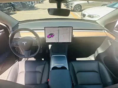 Tesla Model Y 2021, 30000 км, за 21838.75 USD - фото 17