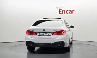 BMW 5-Series 2020, 139615 км, за 19869.72 USD
