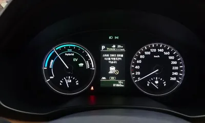 Hyundai Grandeur 2019, 81860 км, за 13062.89 USD - фото 8