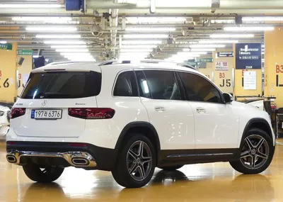 Mercedes-Benz GLB-Class 2023, 26000 км, за 27763.11 USD