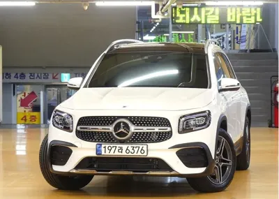 Mercedes-Benz GLB-Class 2023, 26000 км, за 27763.11 USD