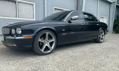 Jaguar XJ 2005, 210000 км, за 15754.23 USD