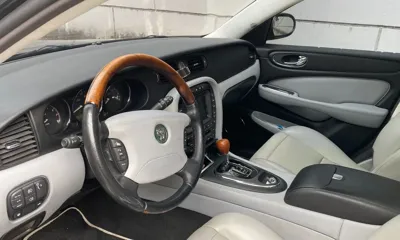 Jaguar XJ 2005, 210000 км, за 15754.23 USD - фото 7