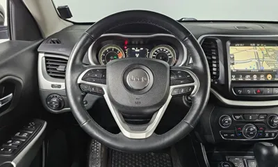 Jeep Cherokee 2018, 86569 км, за 7811.47 USD - фото 16