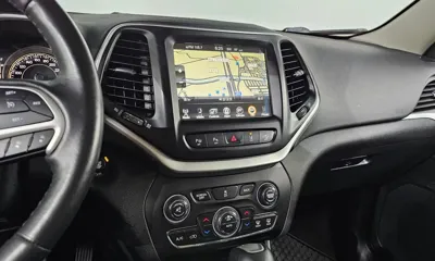 Jeep Cherokee 2018, 86569 км, за 7811.47 USD - фото 17