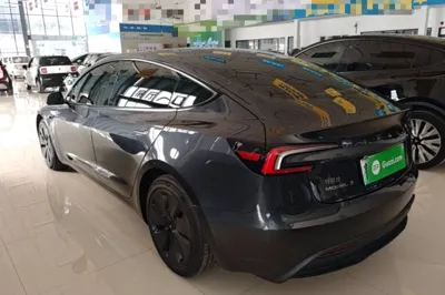 Tesla Model 3 2023, 113800 км, за 24613 USD