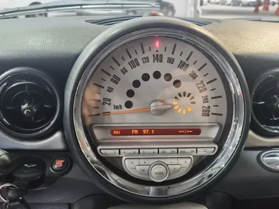 MINI Cooper 2010, 94686 км, за 2494.42 USD - фото 10