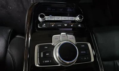 Genesis G90 2019, 164975 км, за 17499.36 USD - фото 19
