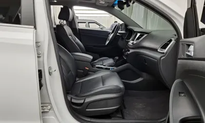 Hyundai Tucson 2017, 117860 км, за 6446.57 USD - фото 11