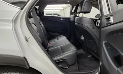Hyundai Tucson 2017, 117860 км, за 6446.57 USD - фото 12