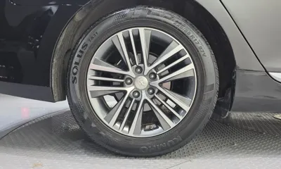 Hyundai Grandeur 2013, 135239 км, за 3610.35 USD