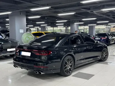 Audi S8 2021, 44500 км, за 58483.01 USD
