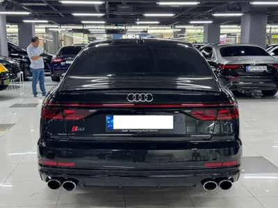 Audi S8 2021, 44500 км, за 58483.01 USD