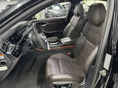 Audi S8 2021, 44500 км, за 58441.12 USD - фото 8