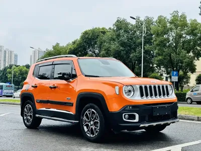 Jeep Renegade 2017, 26000 км, за 6400.7 USD - фото 17