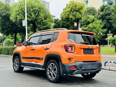 Jeep Renegade 2017, 26000 км, за 6400.7 USD - фото 20