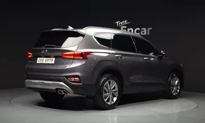 Hyundai Santafe 2019, 112096 км, за 9641.7 USD