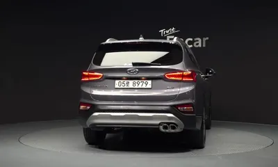 Hyundai Santafe 2019, 112096 км, за 9641.7 USD