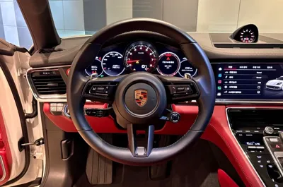 Porsche Panamera 2022, 17500 км, за 85232.89 USD - фото 9
