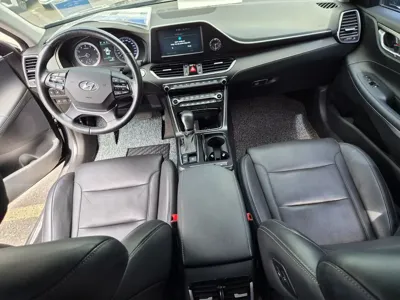 Hyundai Grandeur 2019, 100535 км, за 9780.75 USD