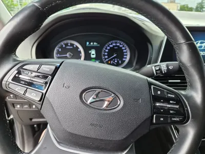 Hyundai Grandeur 2019, 100535 км, за 9702.41 USD - фото 9