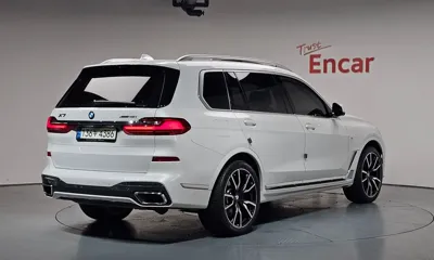 BMW X7 2021, 60091 км, за 48755.1 USD