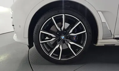 BMW X7 2021, 60091 км, за 48755.1 USD