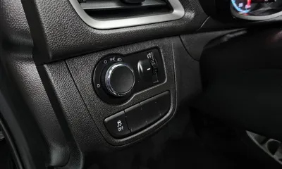 ChevroletGMDaewoo Spark 2019, 83053 км, за 3807.27 USD - фото 16