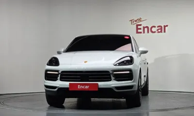 Porsche Cayenne 2023, 53648 км, за 64986.22 USD