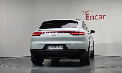 Porsche Cayenne 2023, 53648 км, за 64986.22 USD