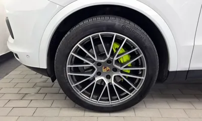 Porsche Cayenne 2023, 53648 км, за 64986.22 USD