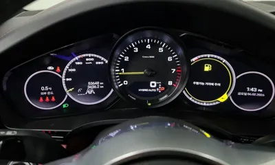 Porsche Cayenne 2023, 53648 км, за 64986.22 USD - фото 8