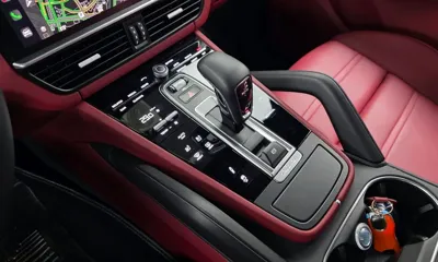 Porsche Cayenne 2023, 53648 км, за 64986.22 USD - фото 9