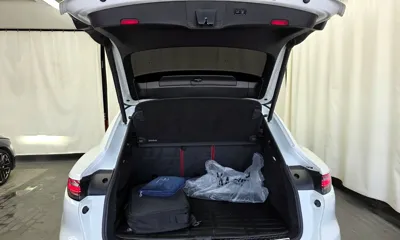 Porsche Cayenne 2023, 53648 км, за 64986.22 USD - фото 20