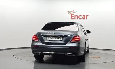 Mercedes-Benz E-Class 2019, 18216 км, за 22974.92 USD