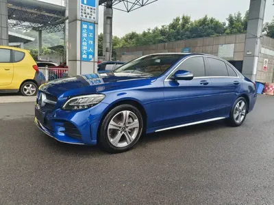 Mercedes-Benz C-Class · 2020 год