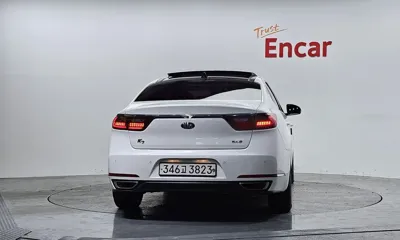 Kia K7 2017, 162279 км, за 5411.3 USD